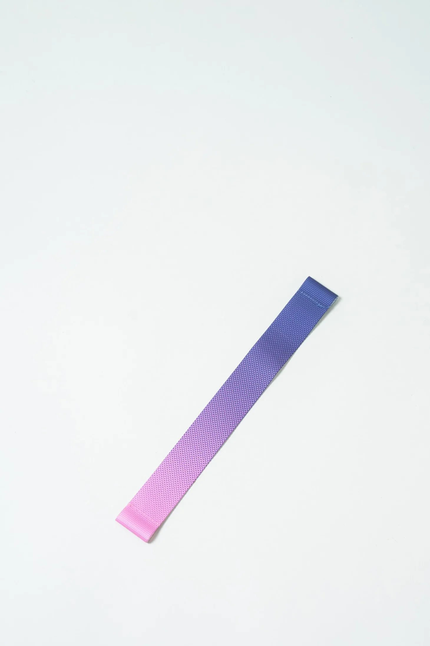 Closing Strap, Pink-Blue