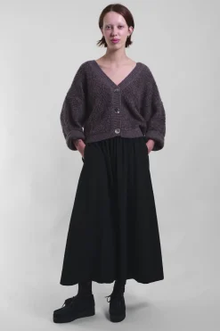 Cropped V-Neck Cardi 52, Taupe