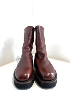 Divine Boots, Nuage Sigaro