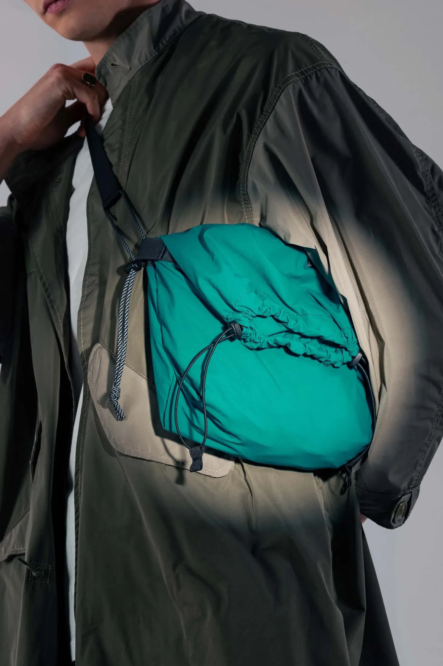 Drawstring Sling M, Chromium Green