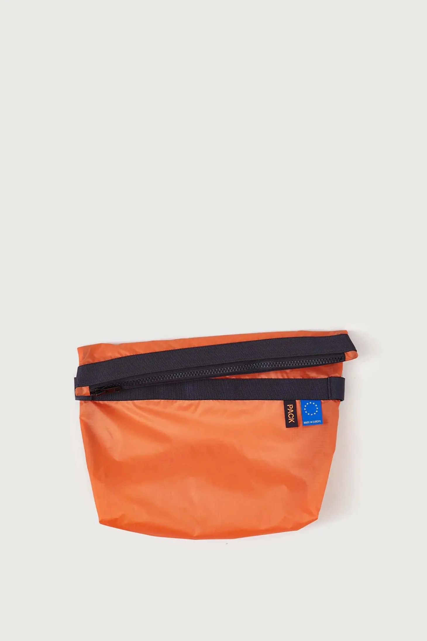 Fold Pouch M, Curium Orange