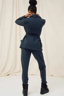 Formal Jogger, Blue Note