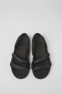 Kobarah Flat, Black