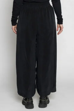 Leonora Pants, Caviar