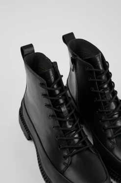 Pix Boots, Negro