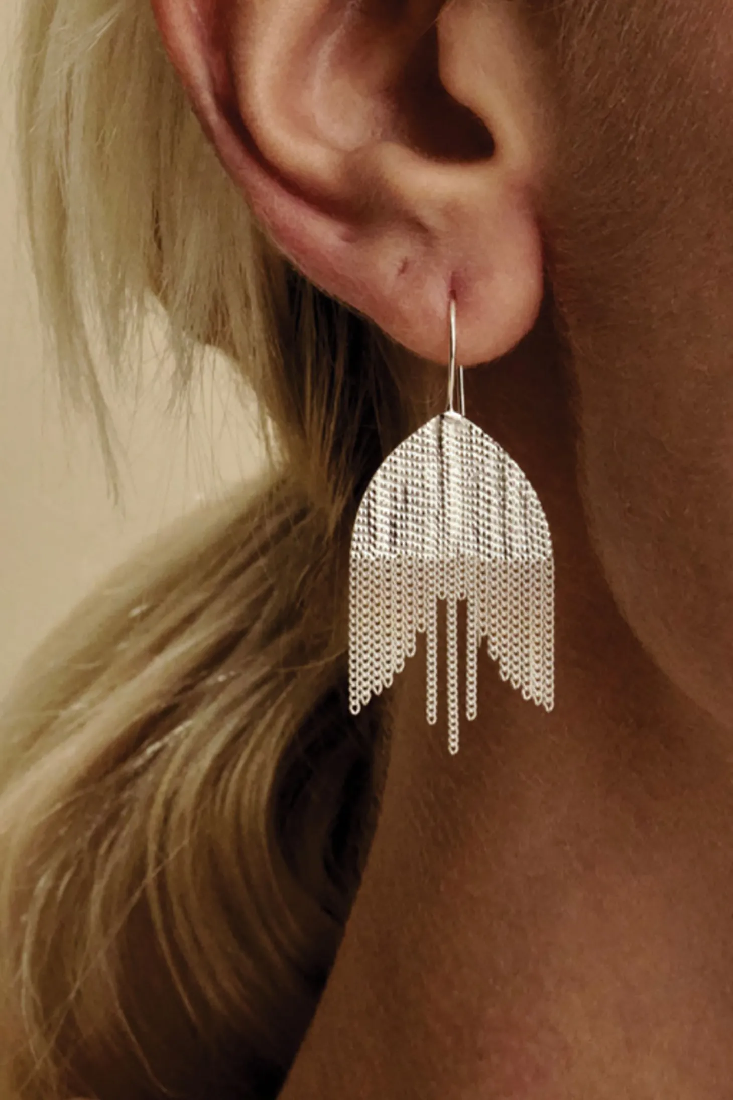 Snowdrop Ear 2008, Silver Chain/Silver