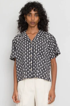 Soft Collar Shirt SS, Black Spade