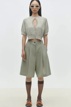 Tailoring Bermuda, Salvia