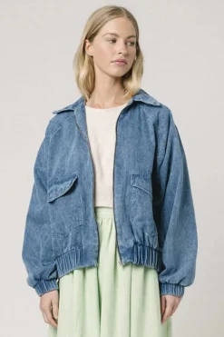 Tori Bomber, Denim
