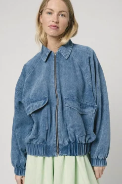 Tori Bomber, Denim