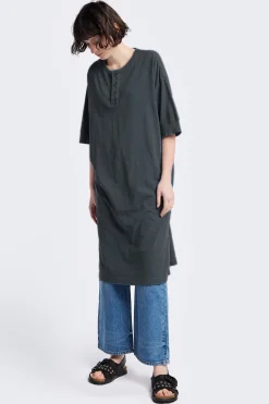 Treatise Henley Dress, Black