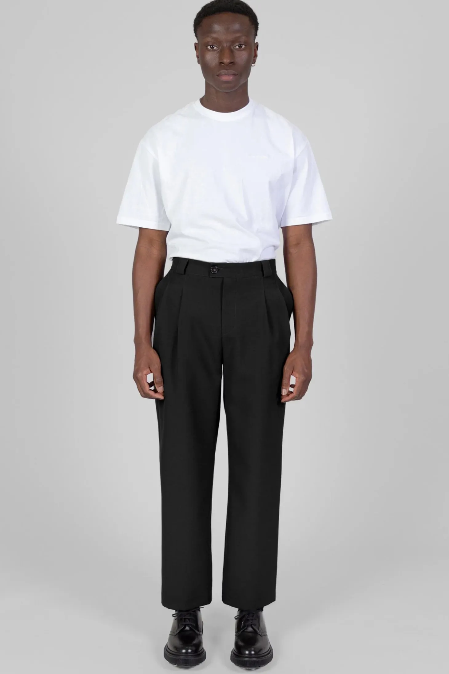 Two Pleats Trousers, Black
